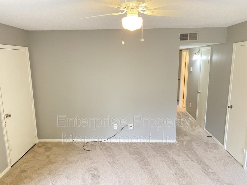 3681 Barberry St - Photo 6 of 28