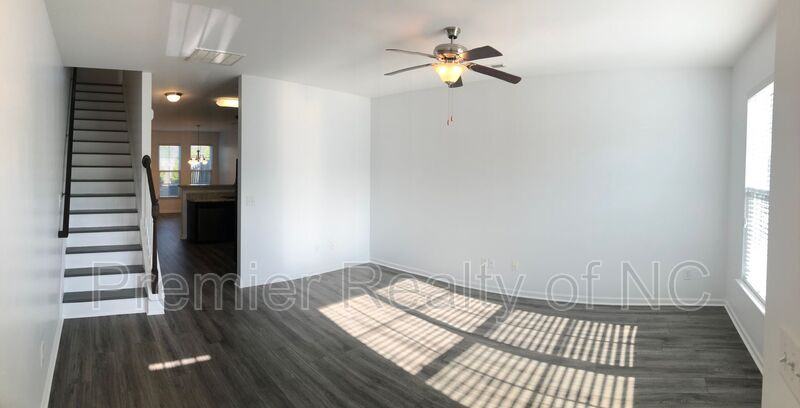 5448 Farm House Trl - Photo 5 of 21