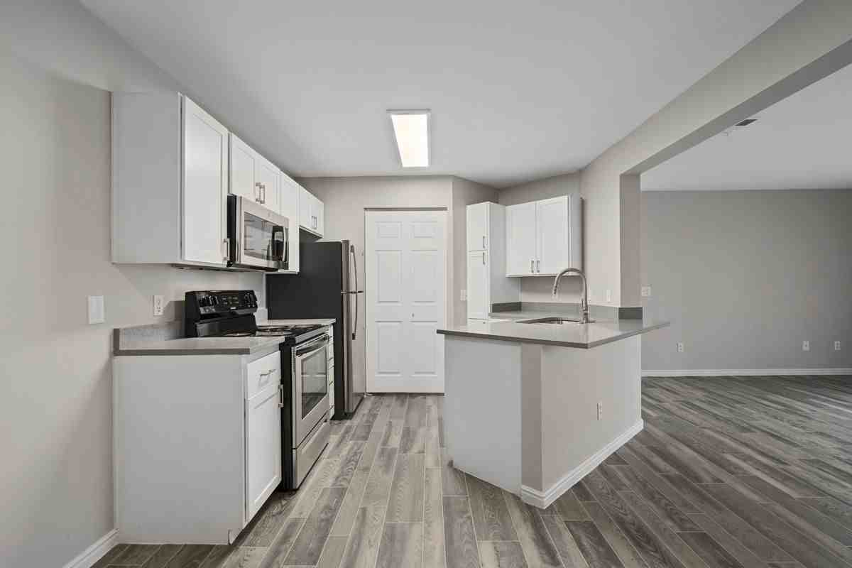 Falls at Hunters Point - Photo 2 of 33