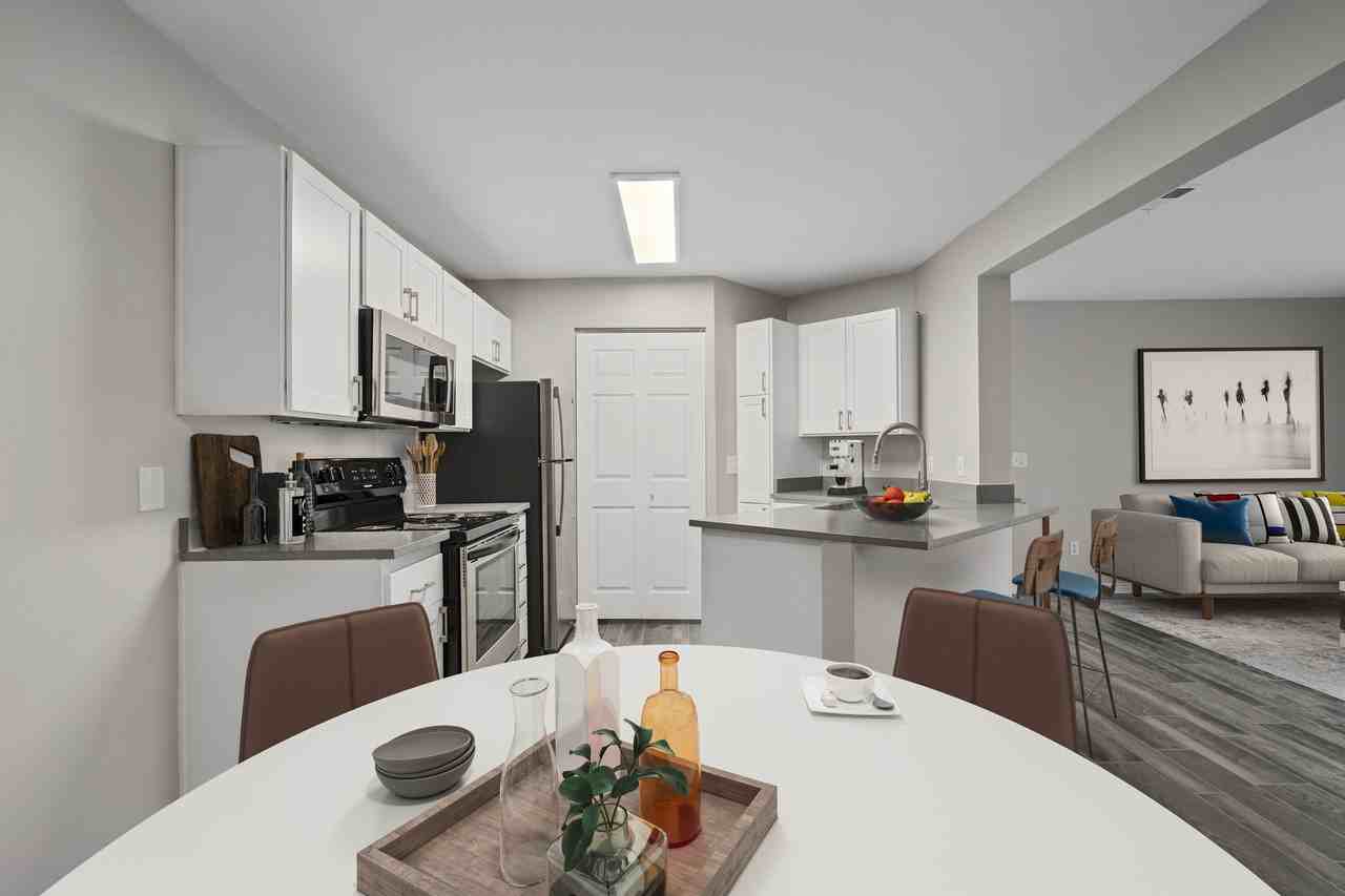 Falls at Hunters Point - Photo 4 of 33