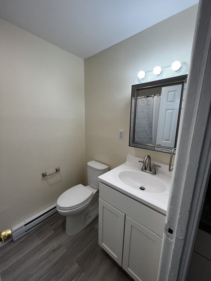 888 Huntington Ave. - Photo 4 of 17