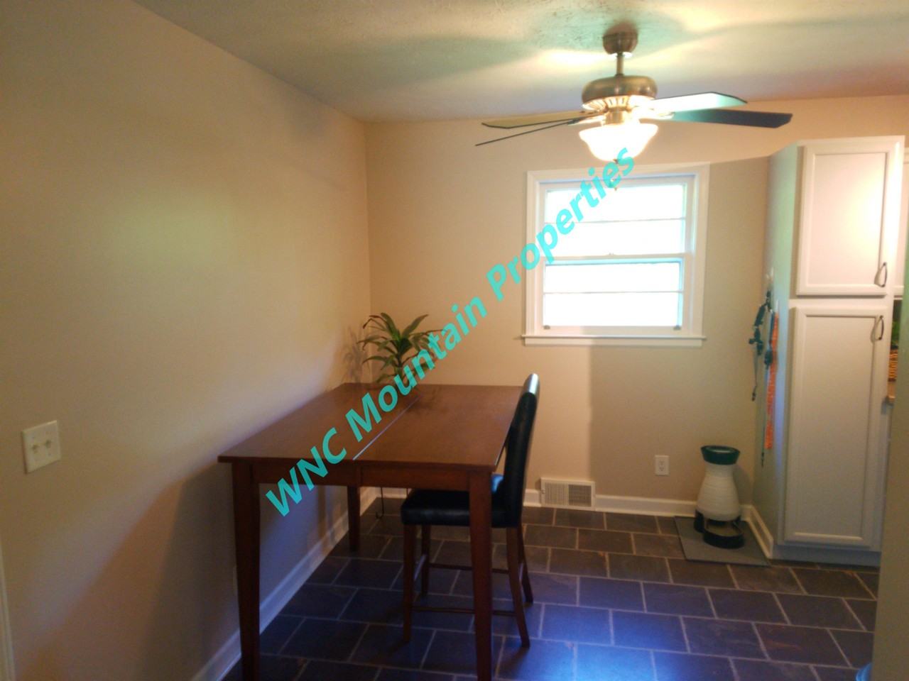 125 St John Rd #1 - Photo 5 of 10