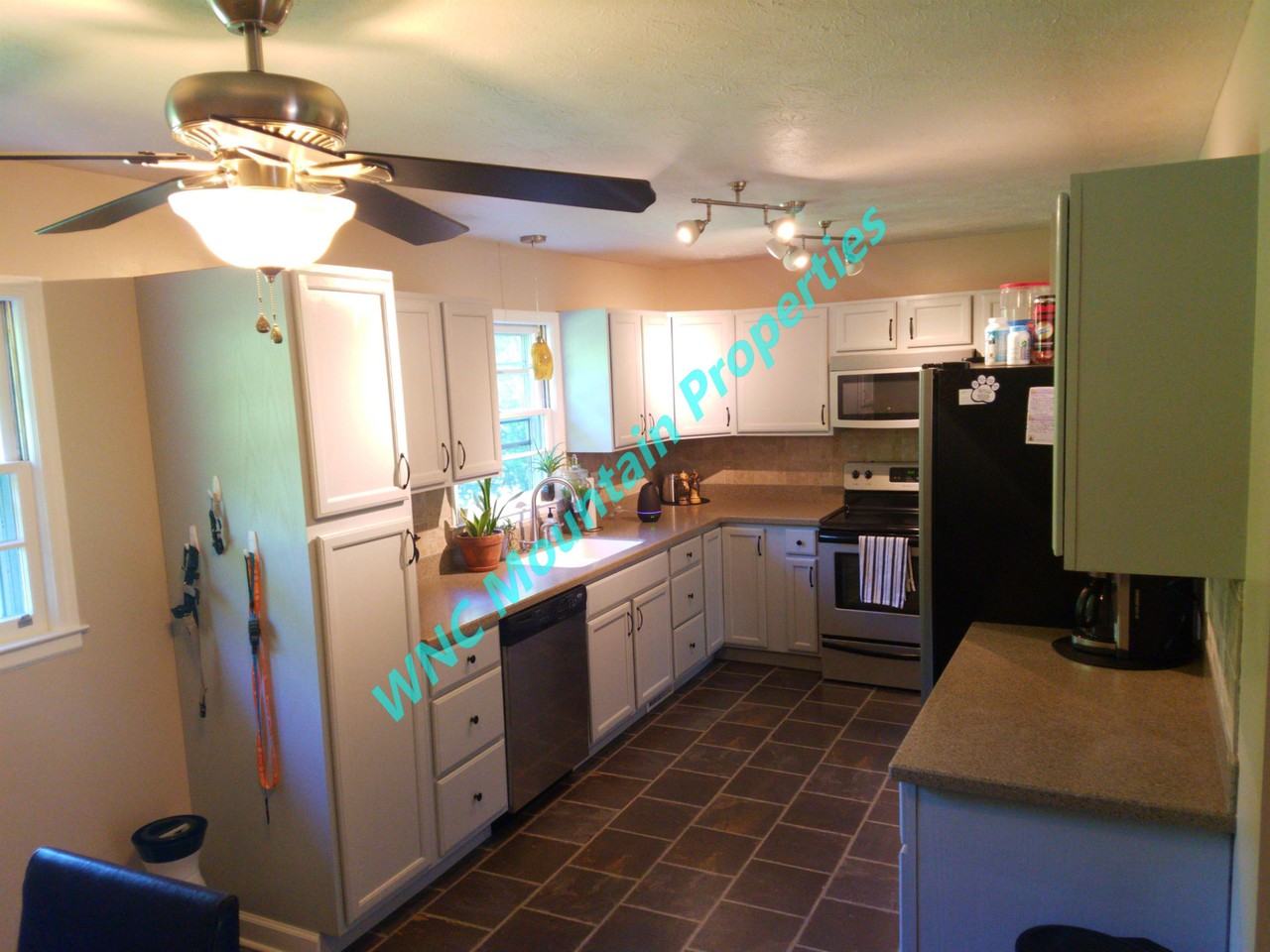 125 St John Rd #1 - Photo 6 of 10