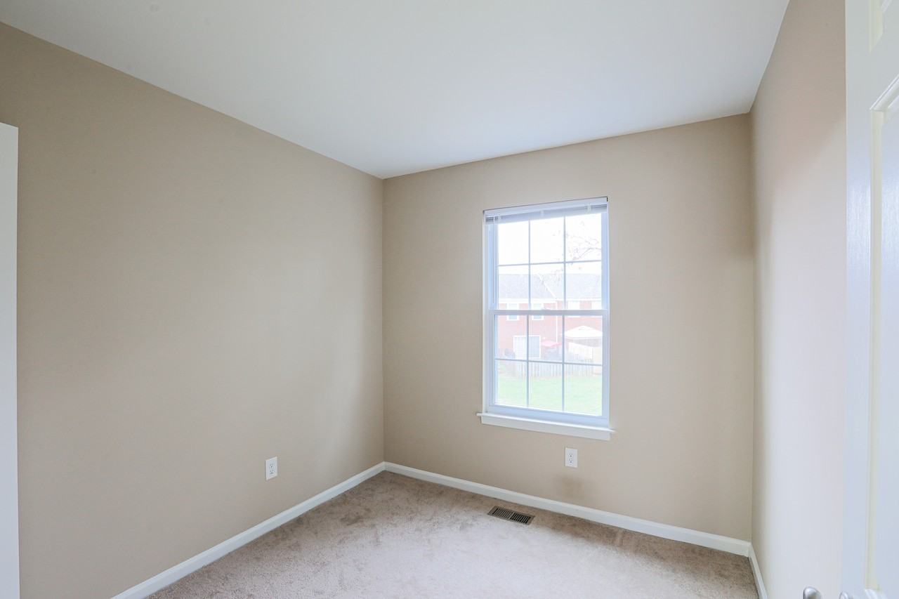 1020 Dartmouth Glen Way #1 - Photo 5 of 10