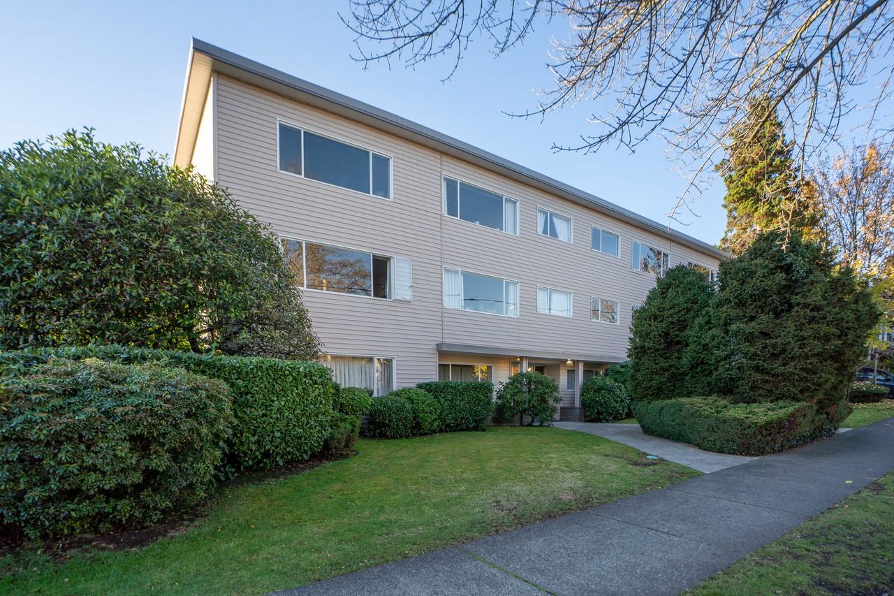 Wilton Place Apartments 2014 West 5th Ave, Vancouver, BC V6J None