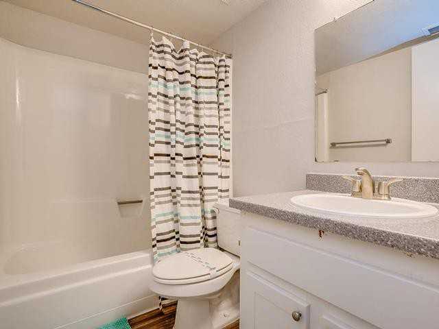 1820 W Lindner Ave - Photo 2 of 50
