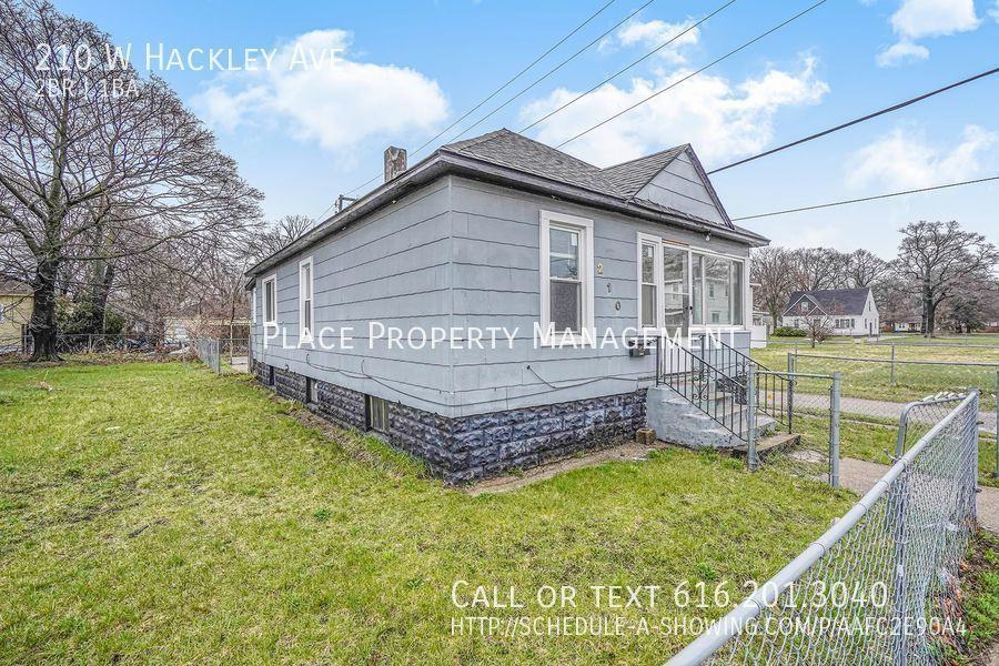 210 W Hackley Ave - Photo 2 of 16