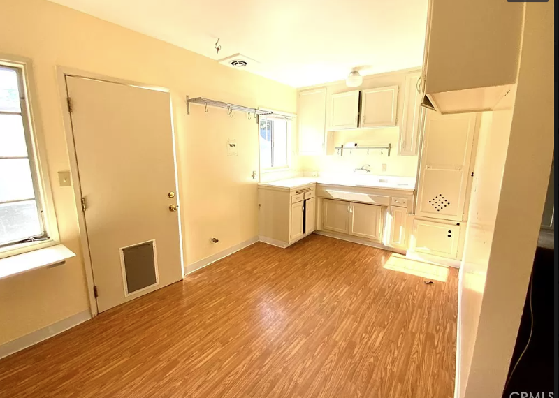 4604 Mindora Dr - Photo 2 of 7