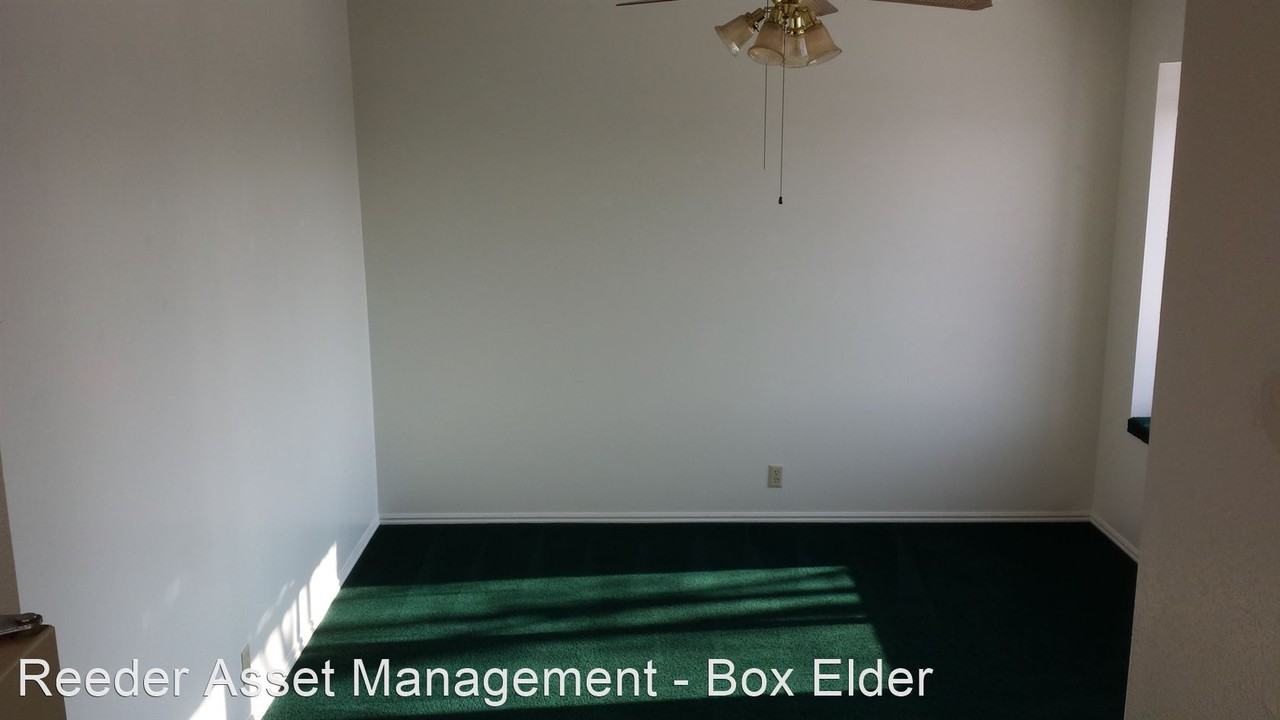 489 West 600 South - Photo 2 of 15