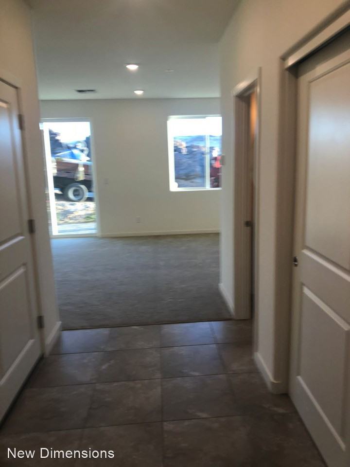 4765 Black Falcon Way - Photo 3 of 20