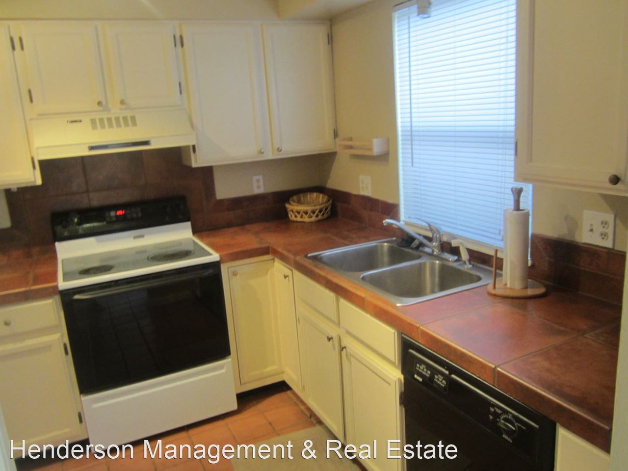 719 Brookhaven Ct #D - Photo 3 of 13