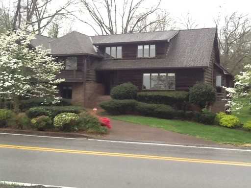 1511 E Brow Rd - Photo 3 of 46