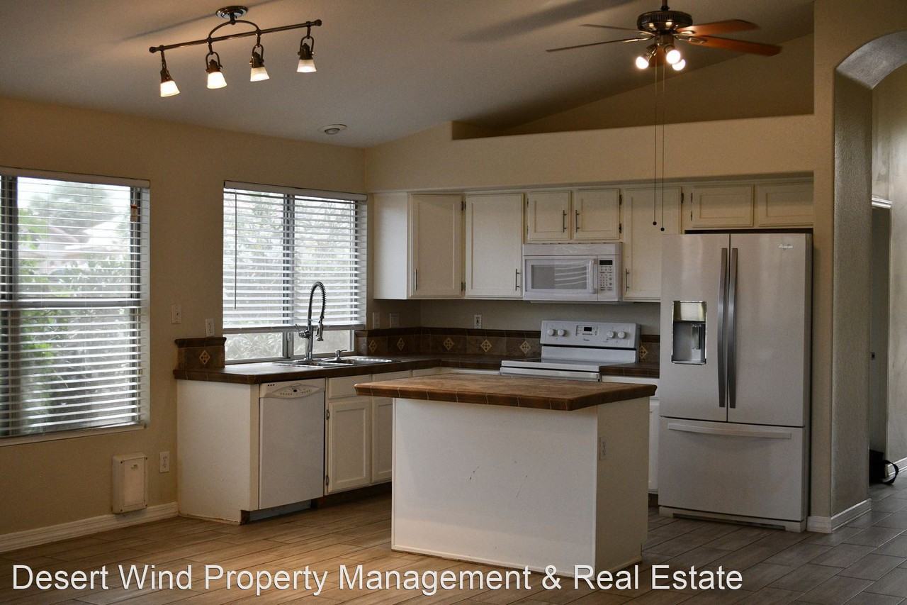 1476 E Silver Creek Rd - Photo 2 of 27