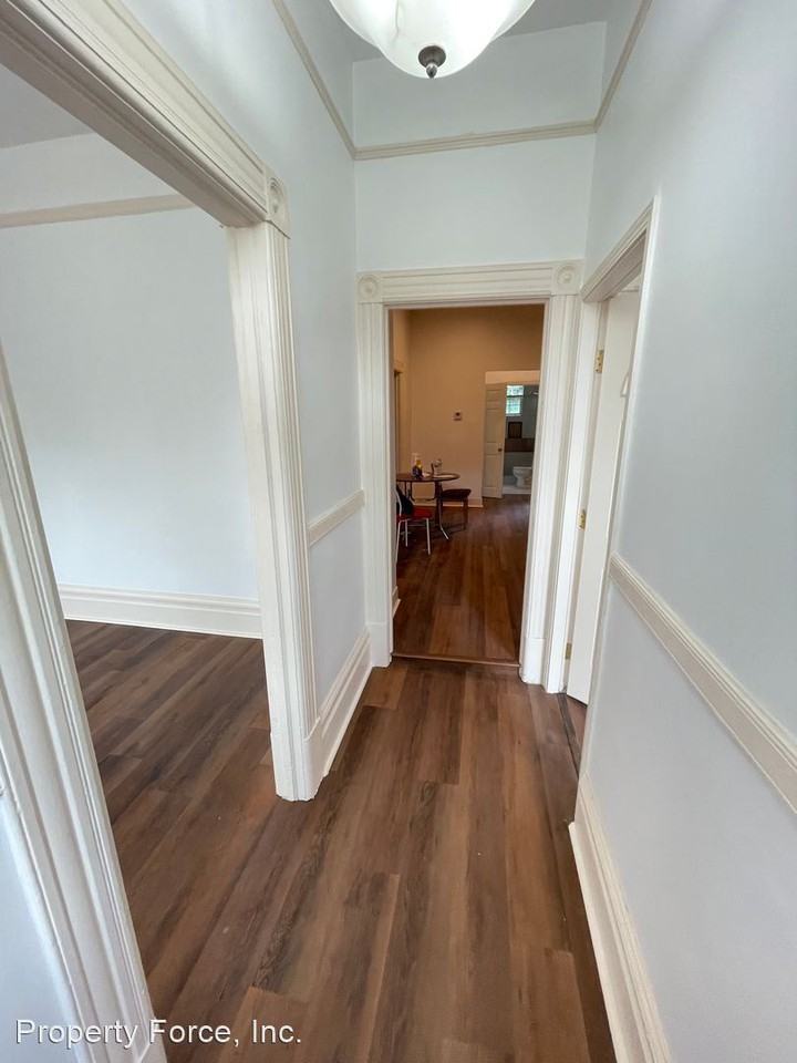 1417 Kansas St - Photo 2 of 11