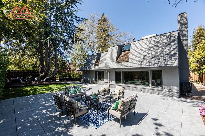 10 Crescent Dr - Photo 3 of 37