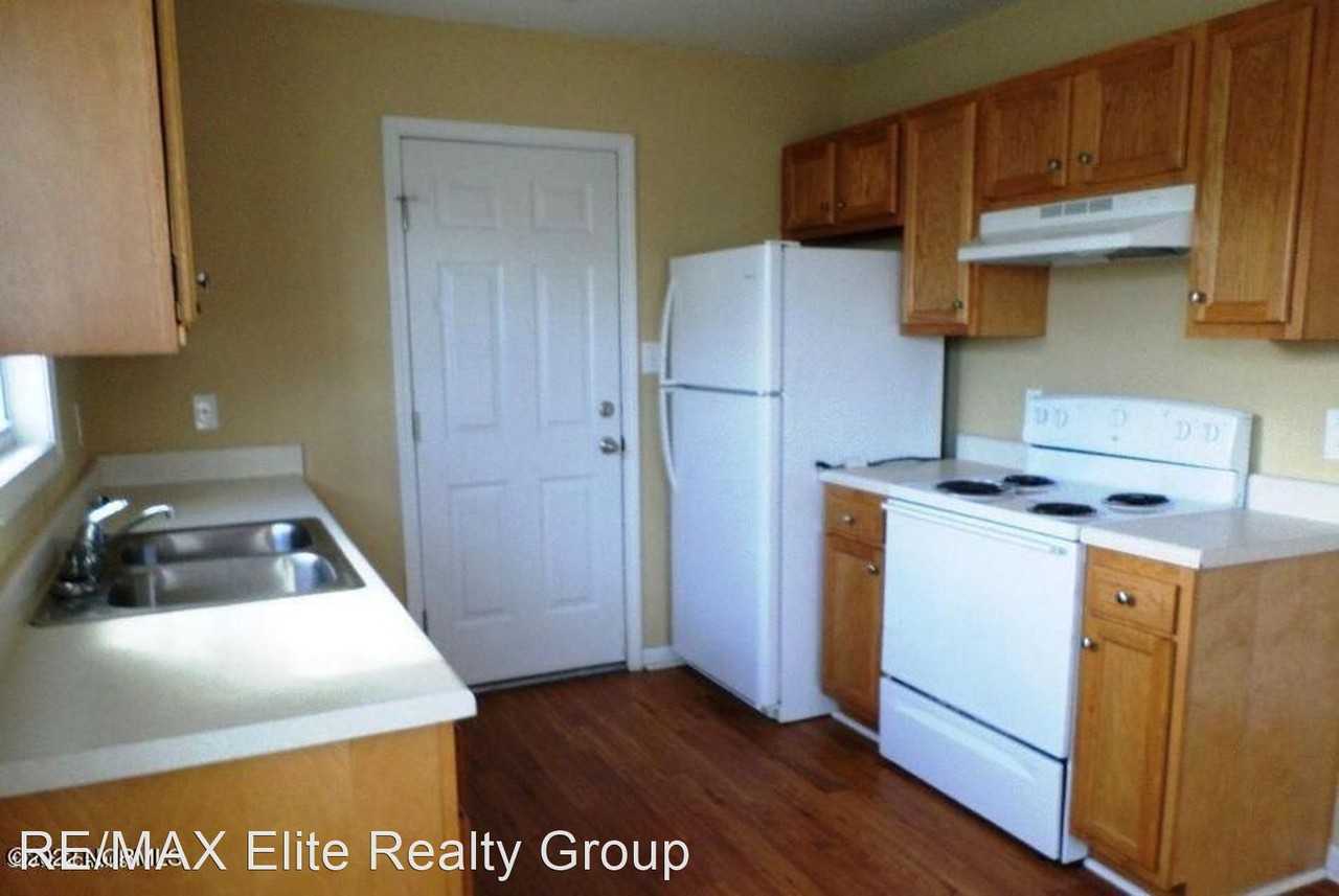 206 Angus Ln - Photo 3 of 8