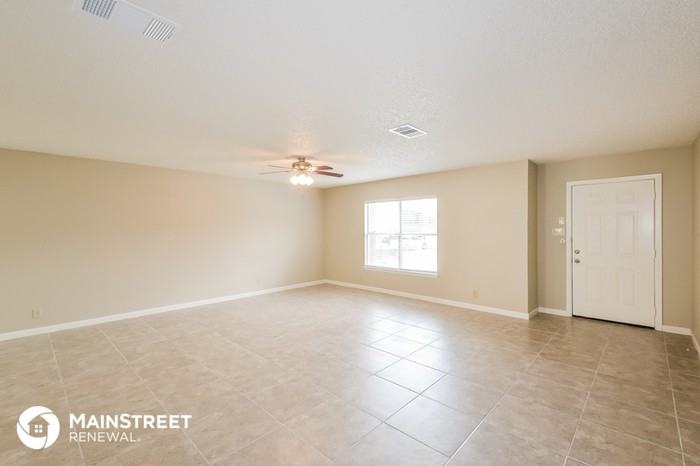 8007 Manderly Pl - Photo 2 of 15