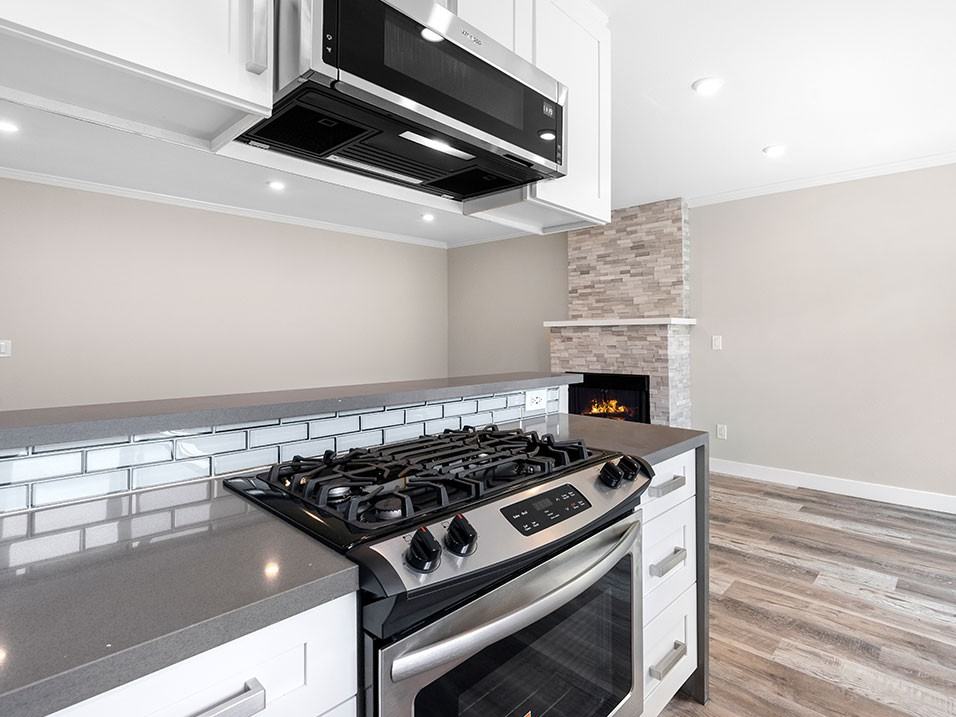 1249 South Bundy - Photo 6 of 21