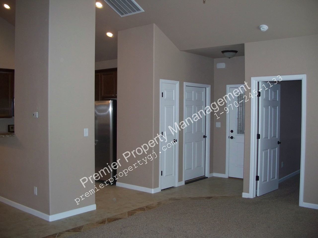 657 Copper Canyon Dr - Photo 3 of 9