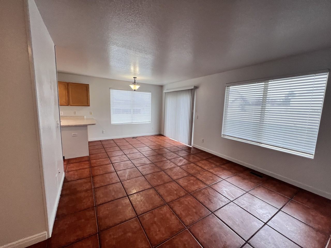 1708 Dean Avenue - Photo 3 of 8