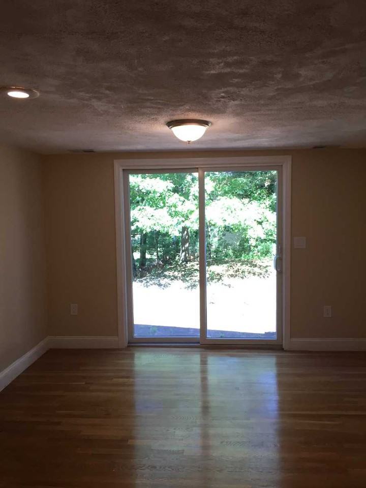 Pine St - Photo 4 of 12