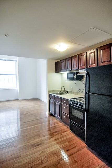 55 E Washington St #1108 - Photo 2 of 7