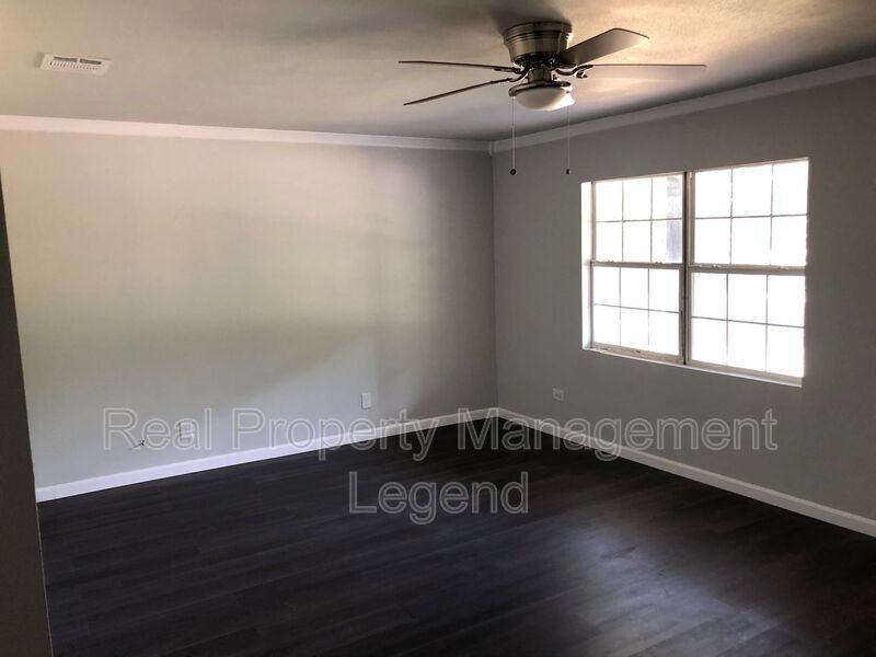 502 S Rusk St - Photo 4 of 20