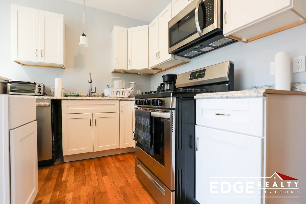 28 Easton St #2 - Photo 2 of 11