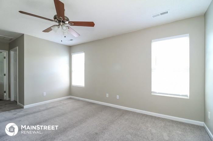 5 Old Pine Cir - Photo 2 of 6