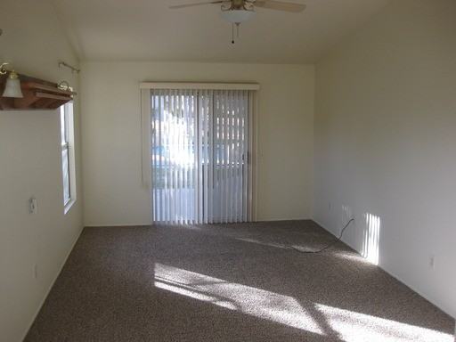 2532 Robertson St - Photo 2 of 25