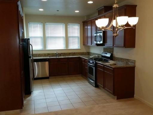 1004 Martin Luther King Dr - Photo 3 of 8