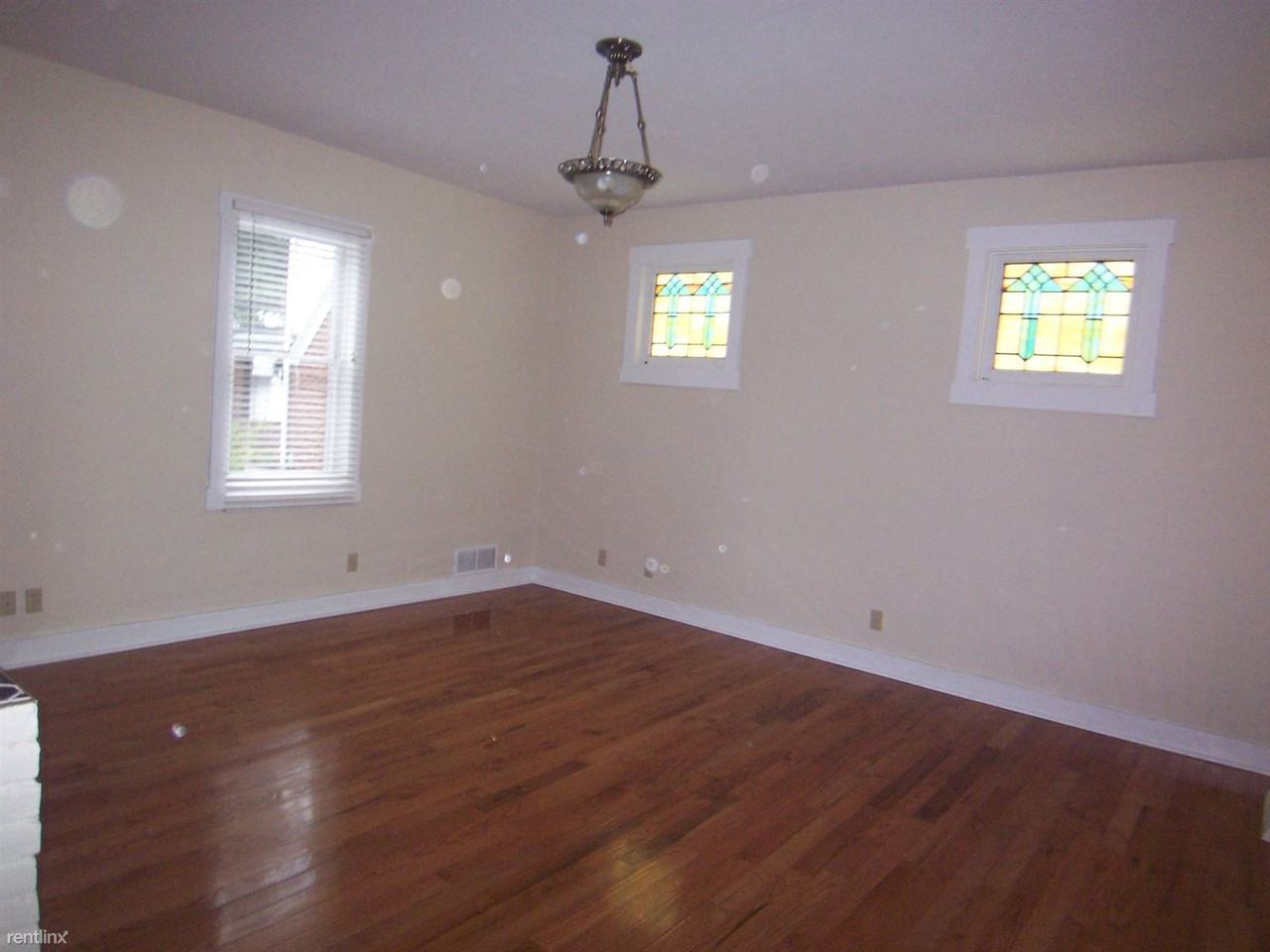 314 Mccready Way - Photo 2 of 12