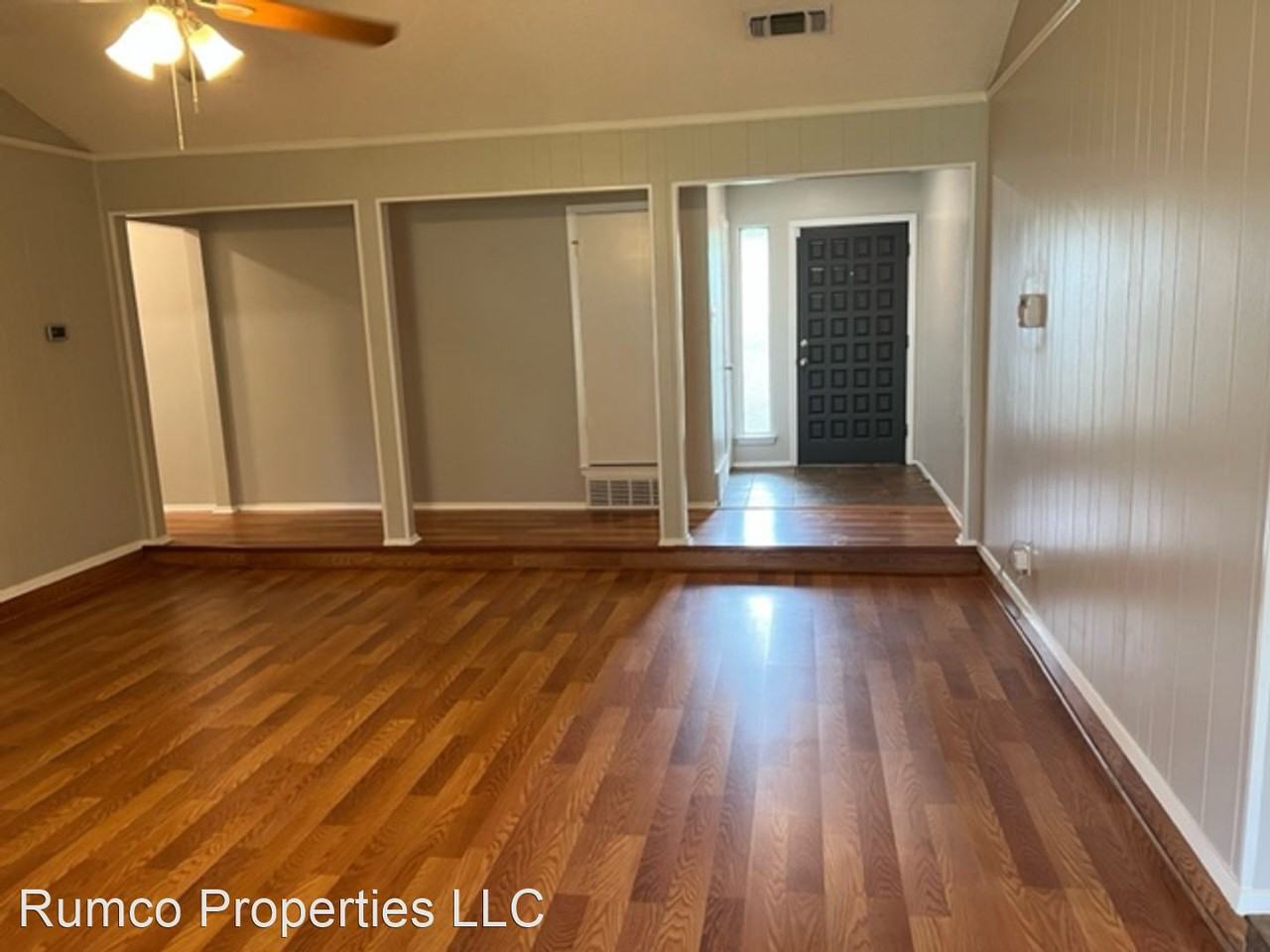 1915 Roosevelt Dr - Photo 2 of 11