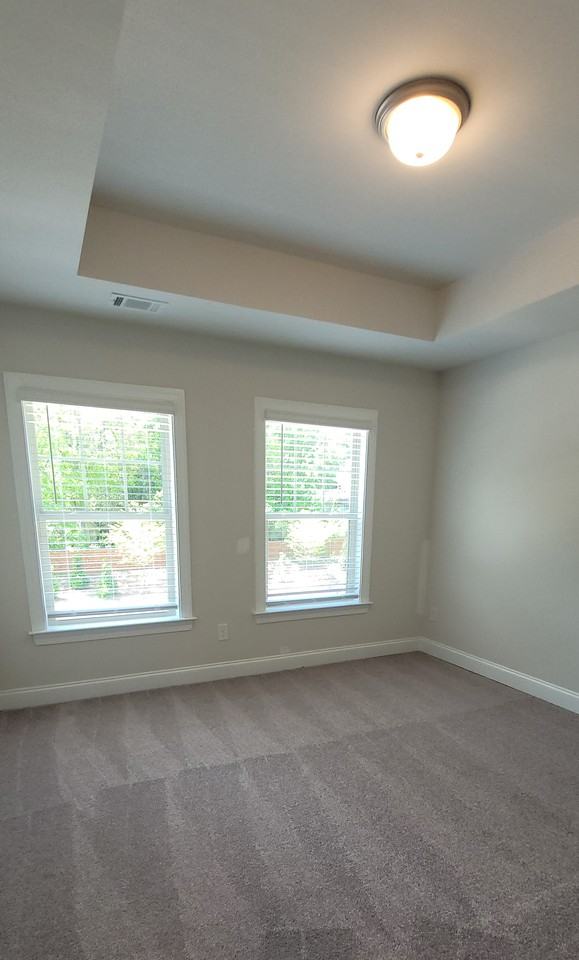 3229 Stratford Arms Dr - Photo 3 of 5