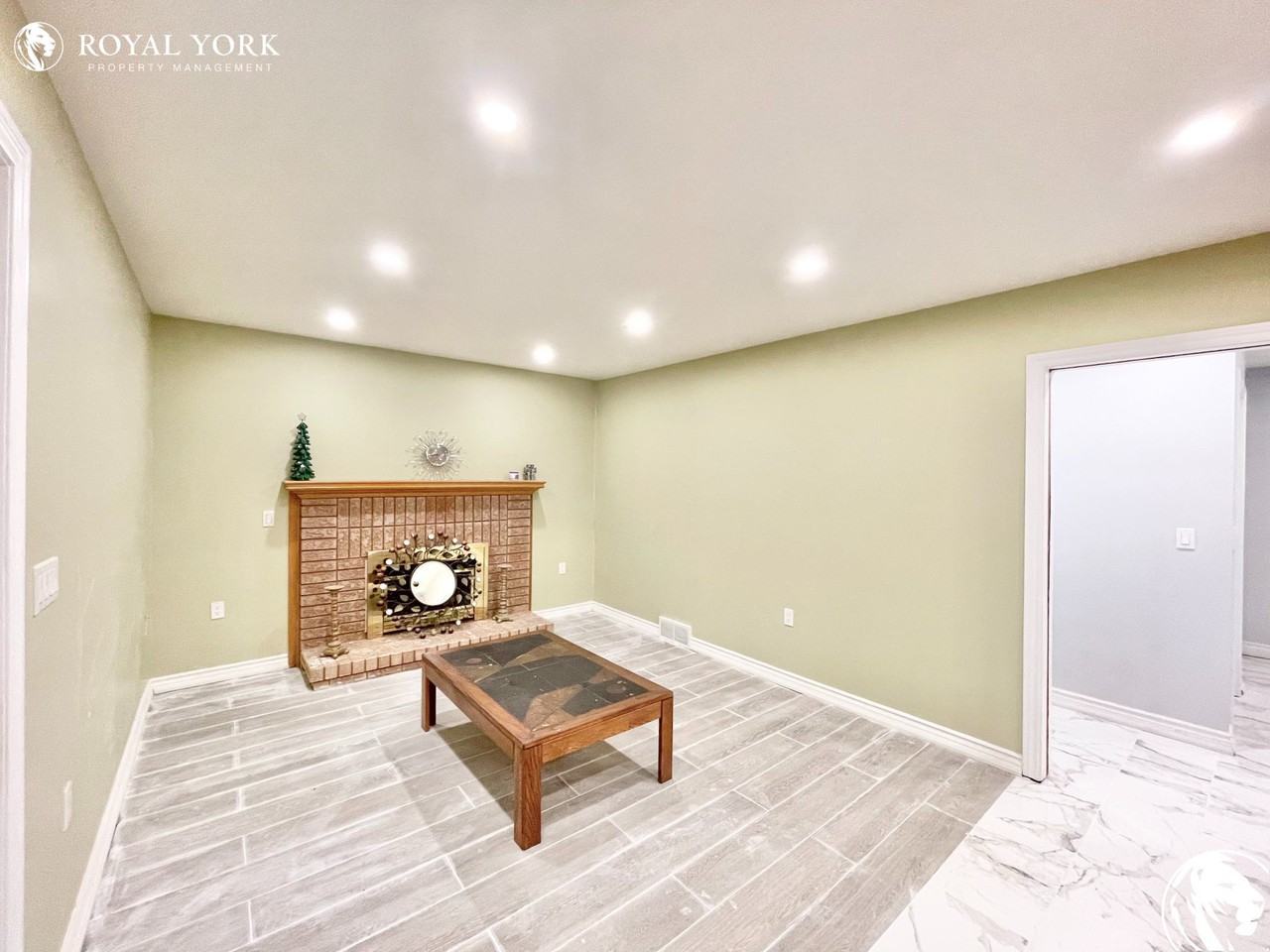 2736 Tracey Terr #1 - Photo 2 of 50