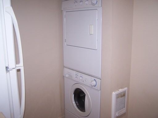 9454 SW Pinehurst Dr - Photo 3 of 6