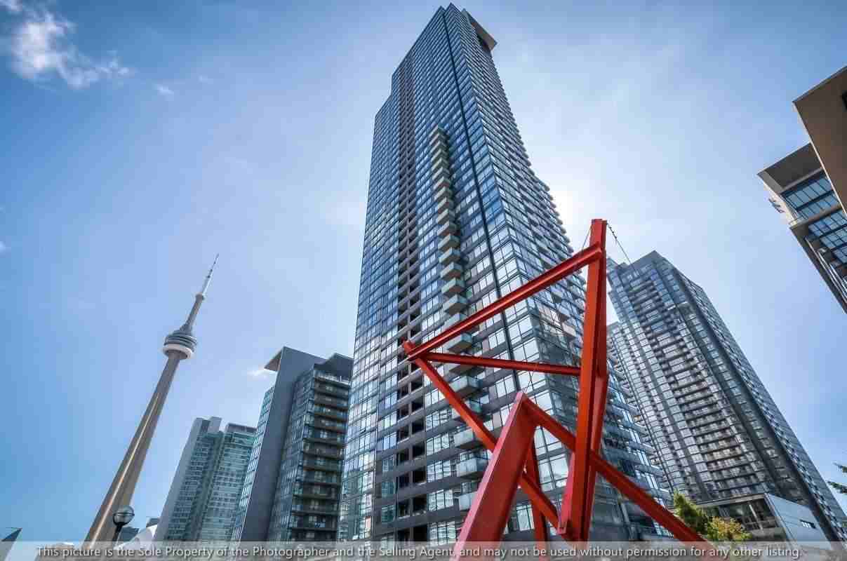 25 Telegram Mews #4310