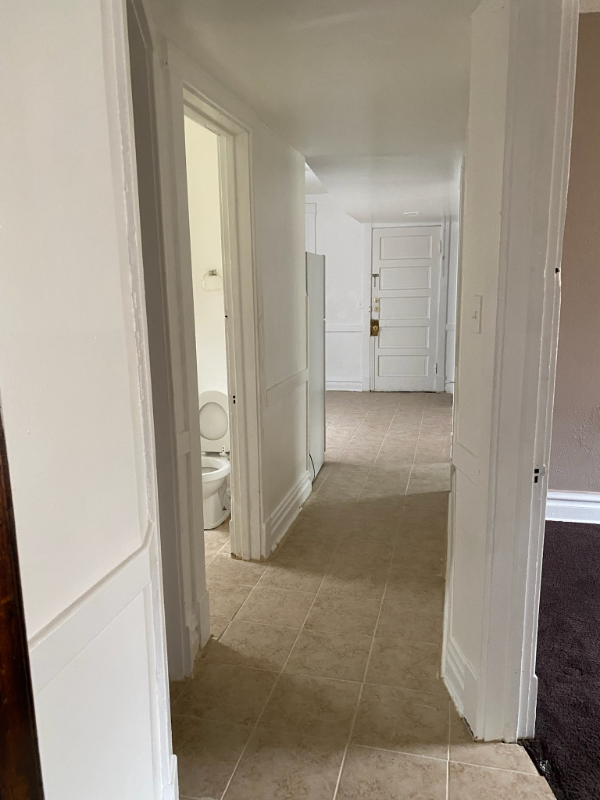 11921 S Lowe Ave #2 - Photo 4 of 8