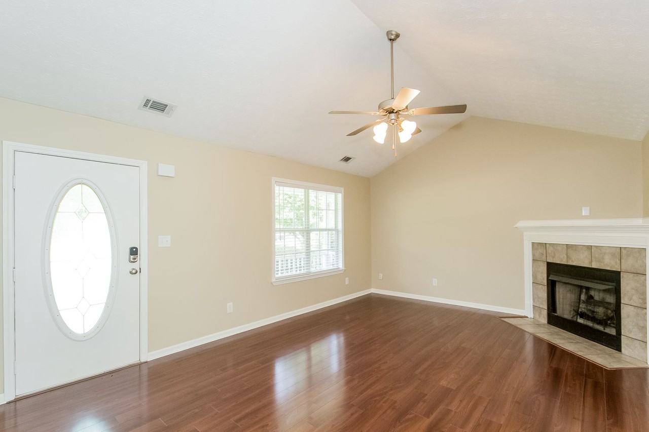 400 Kimbell Way #17 - Photo 3 of 21