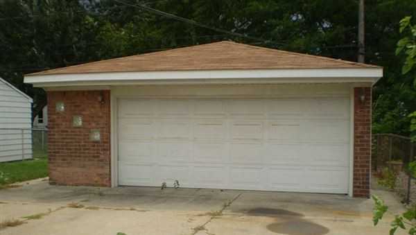 12871 Orchard St - Photo 2 of 10