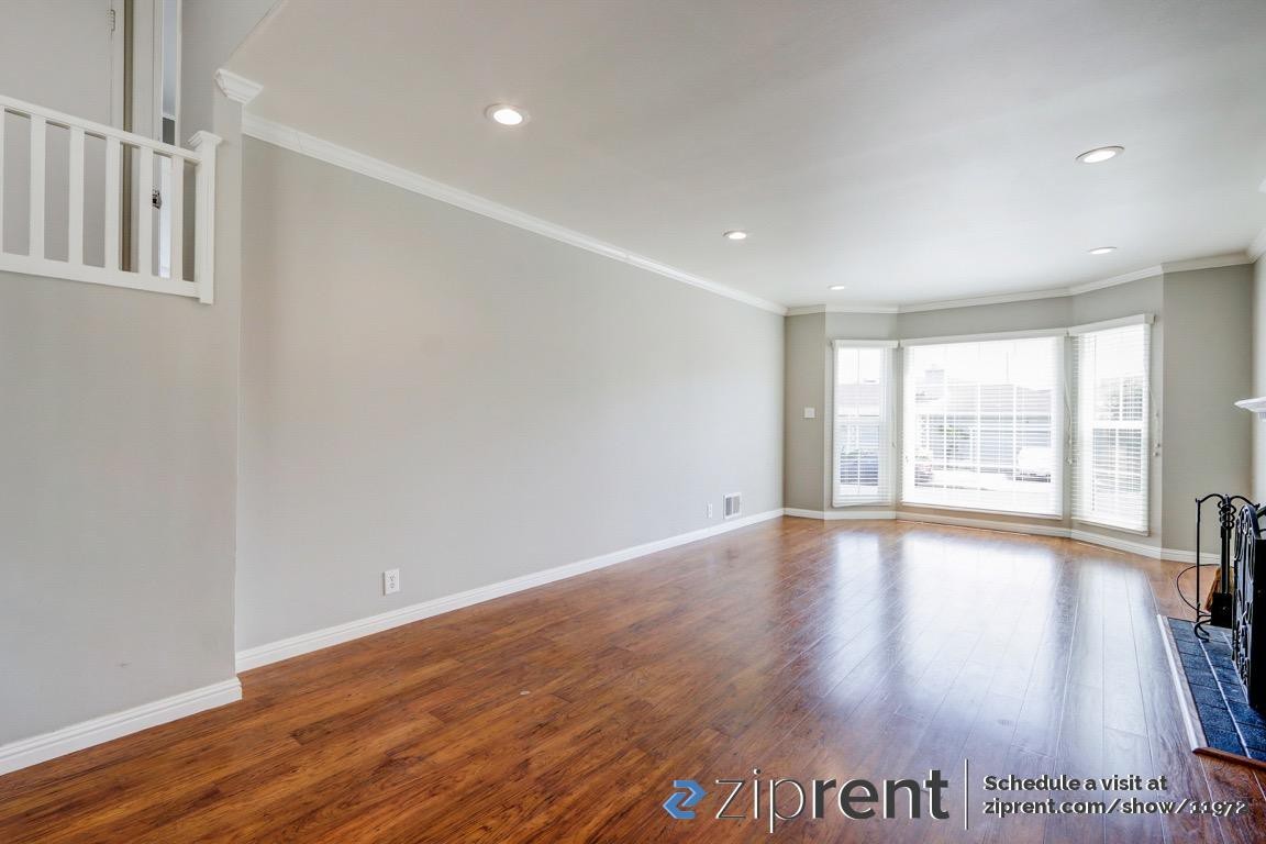 340 Northgate Ave - Photo 2 of 20