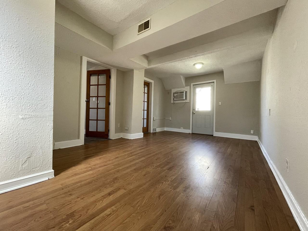 2113 5th St Ne #2 - Photo 2 of 13