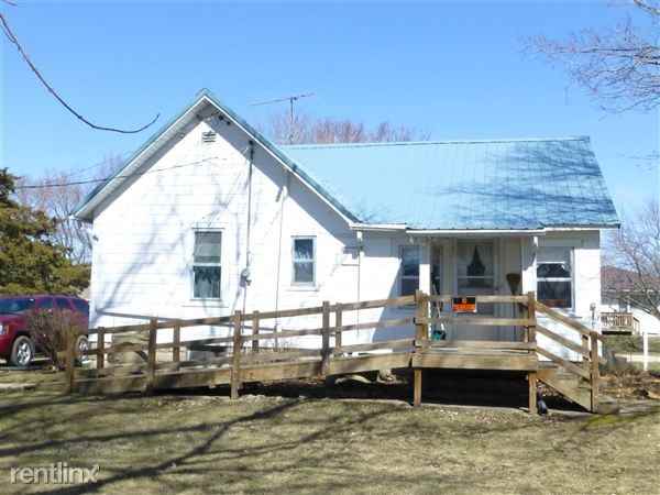 202 Vine St - Photo 2 of 10