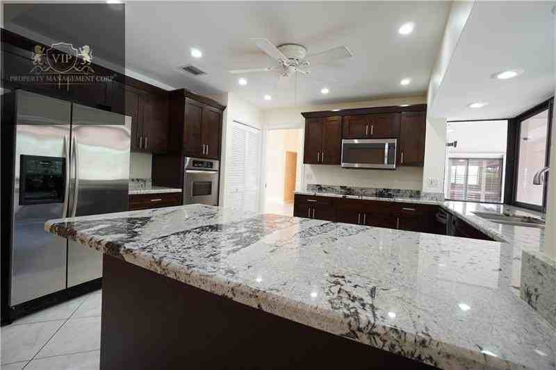 375 Northwest 53rd Street - Photo 3 of 9