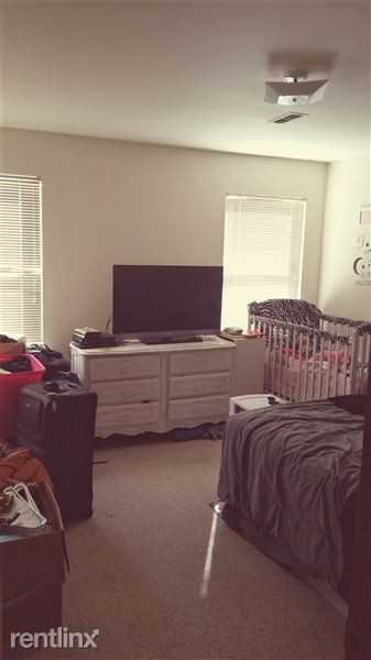 1021 Clement St - Photo 2 of 7