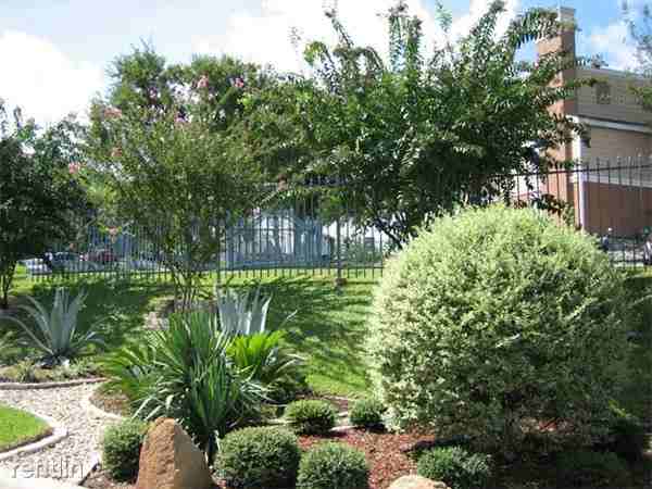 Willow Creek and Oltorf - Photo 2 of 5