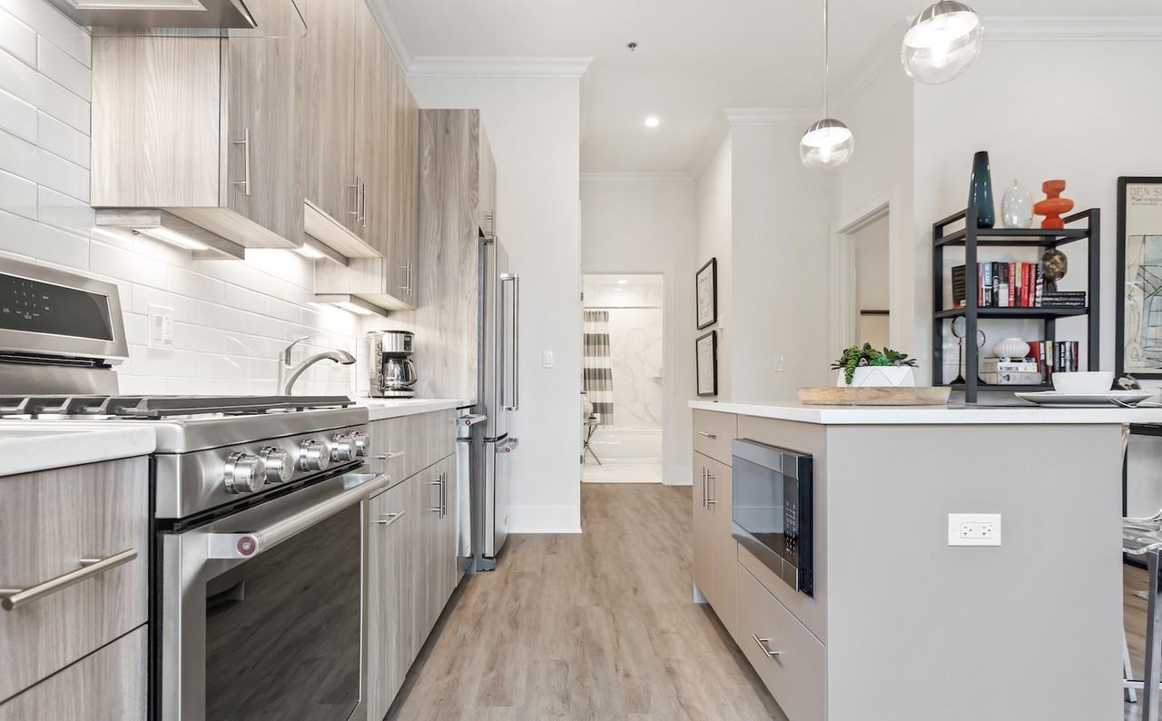 Monroe Laflin Place - Photo 3 of 19