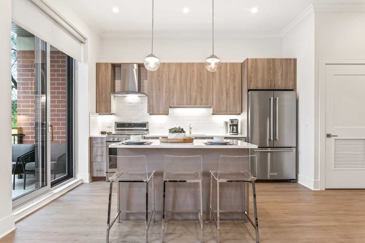 Monroe Laflin Place - Photo 5 of 19