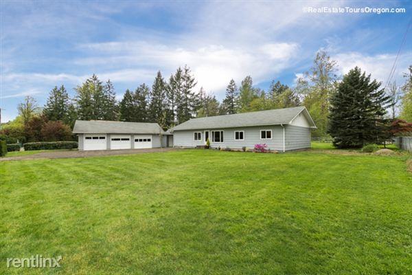 19571 SE Hwy 212 - Photo 2 of 25