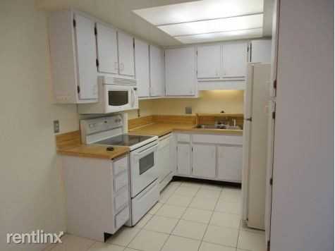 14608 Pine Glen Cir - Photo 3 of 10